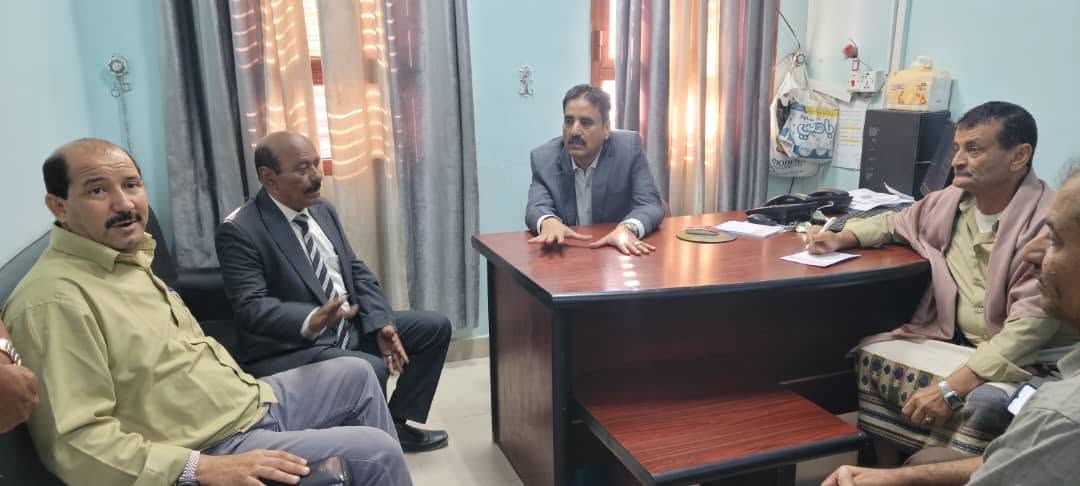 الجبواني وبن لسود يتفقدان مستشفى الدفيعة بمديرية بيحان