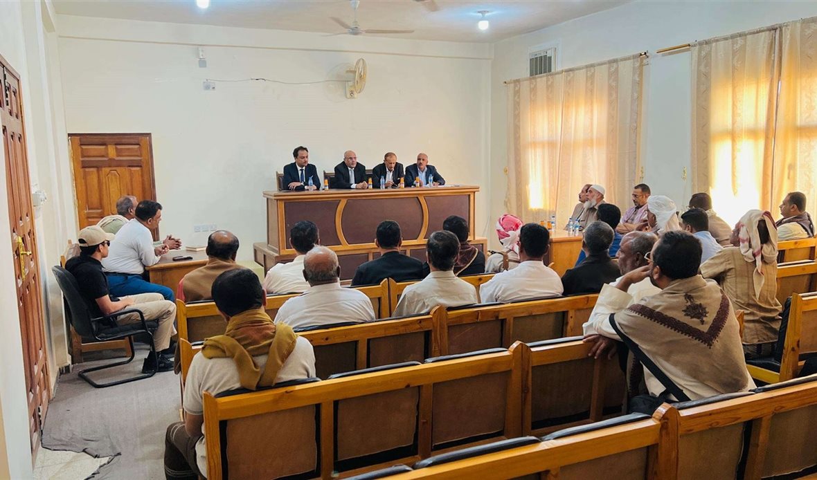 الكثيري وباعوم يتفقدان سير العمل في المجمع القضائي بسيئون 