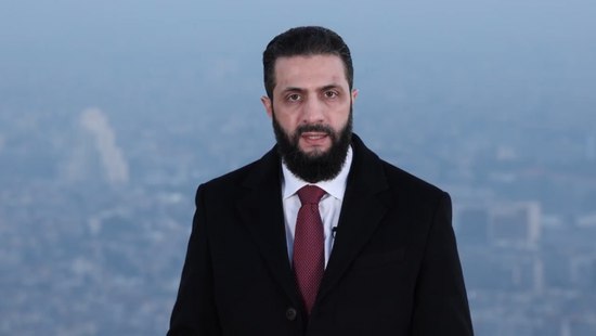 الشرع يهنئ الشعب السوري برفع العقوبات عن البلاد