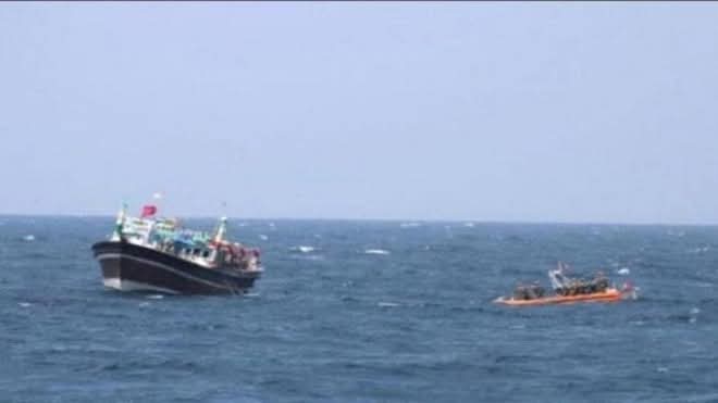 ‏خفر السواحل الجنوبي يضبط قارب تهريب قبالة ساحل رأس عمران