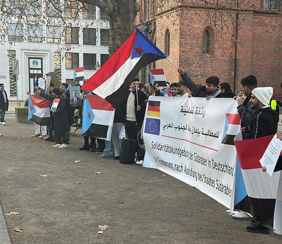 الجالية الجنوبية في أوروبا تطالب الانتقالي باستعادة الدولة الفيدرالي