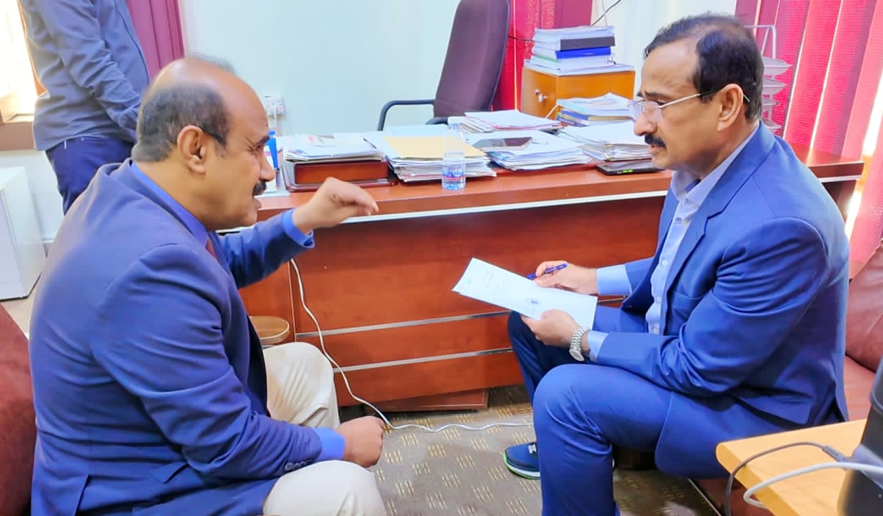 محافظ شبوة يناقش خطة التخطيط والتعاون الدولي للعام 2026