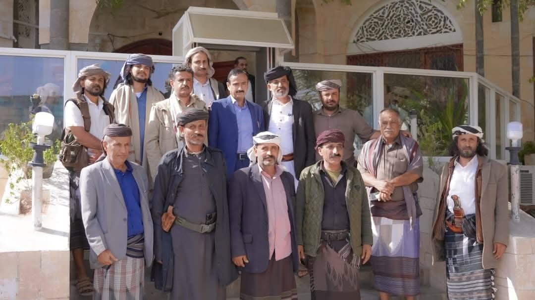 خلال لقائهم المحافظ عوض بن الوزير.. الحراك الثوري السلمي في شبوة يعلن إنهاء نشاطه السياسي
